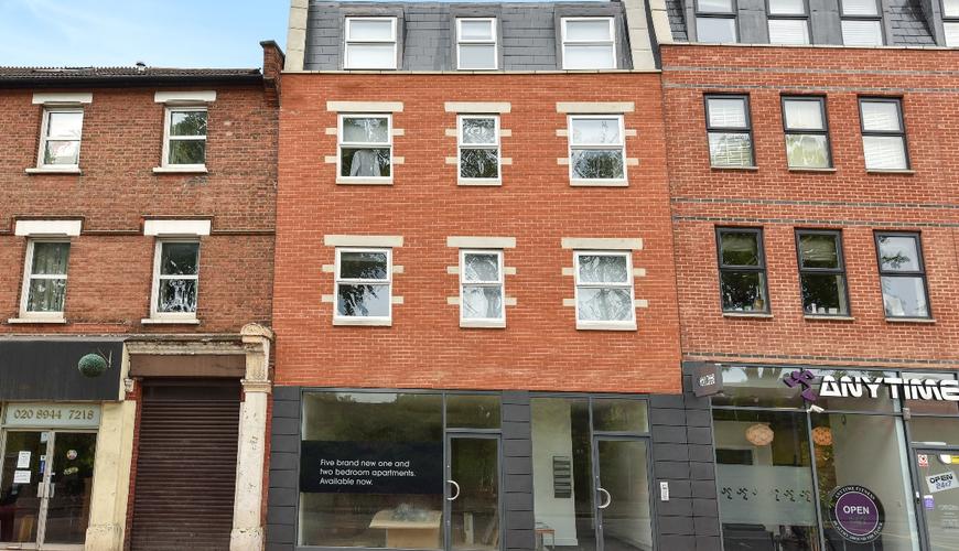Photo of 18 Coombe Lane