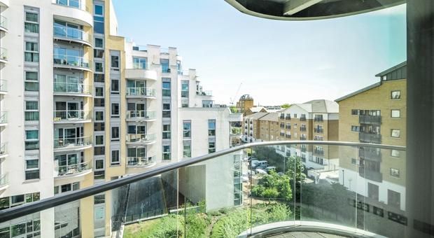 1 Bedroom Flat To Rent In Bridges Court Road London Sw11