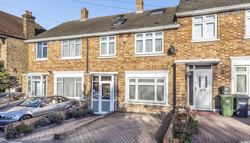 4 bedroom House for sale in Houston Road, Forest Hill SE23 (Contracts