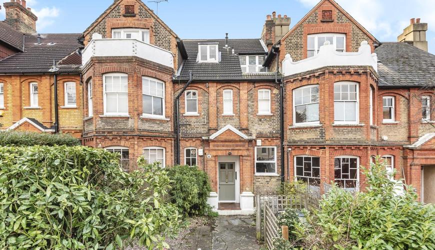 2 bedroom Flat for sale in Telford Avenue, Streatham Hill SW2 (For sale
