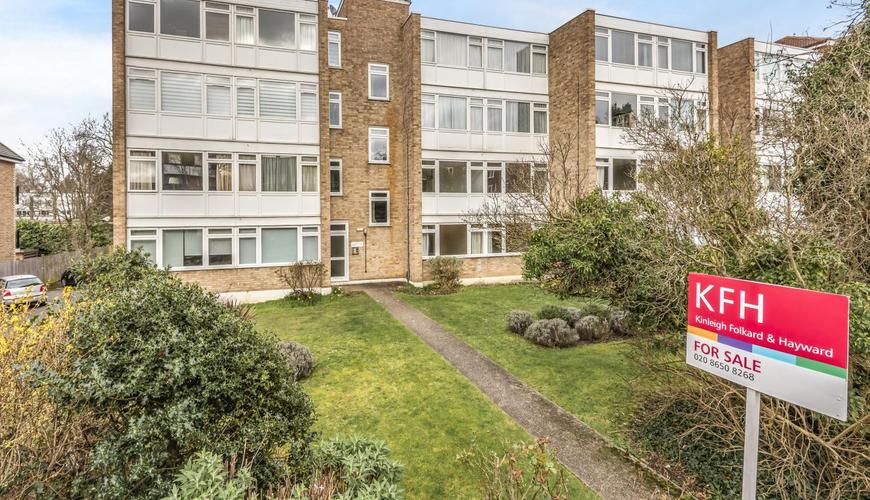 1 bedroom Flat for sale in Albemarle Road, Beckenham BR3 (Contracts
