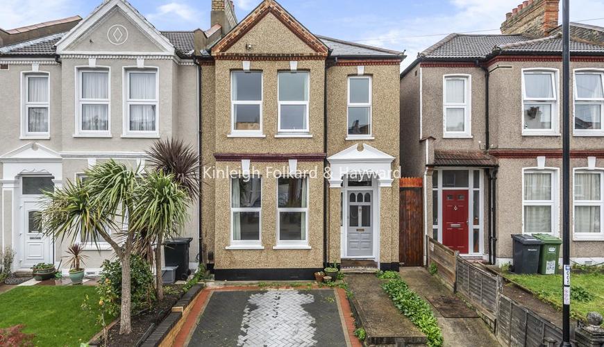 3 bedroom House for sale in Balloch Road, Catford SE6 (Under offer) KFH