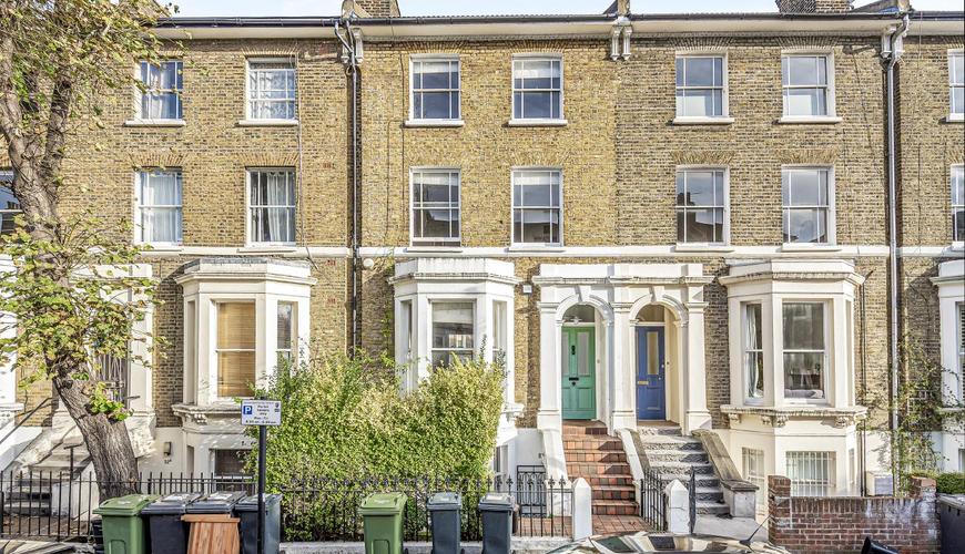 4 bedroom House for sale in Flaxman Road, Camberwell SE5 (Under offer ...